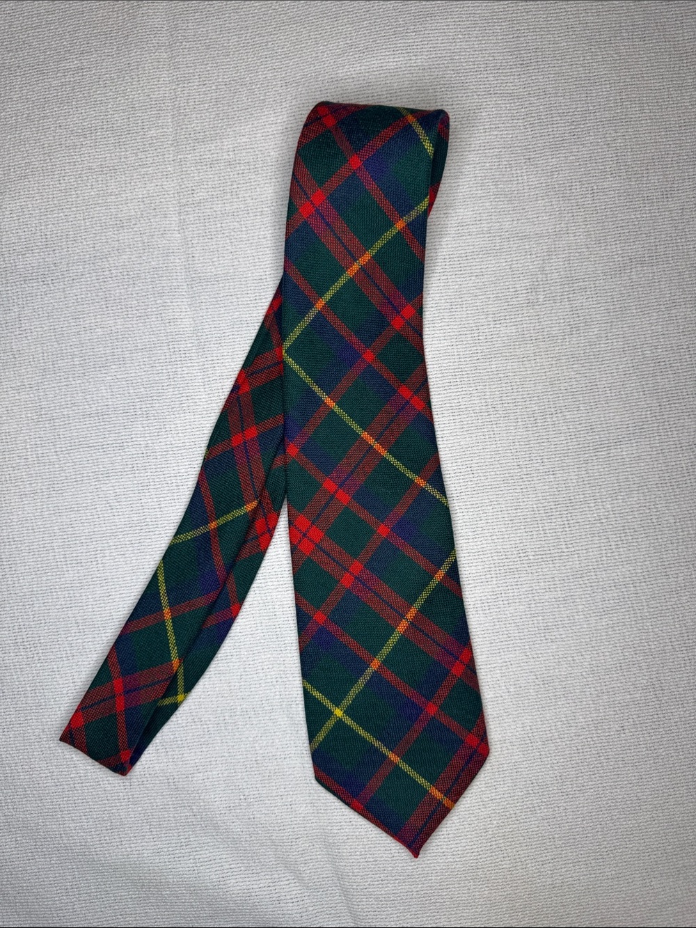Macintosh 100% Wool Classic Tartan Green Plaid Men's Tie Scotland +56 in long